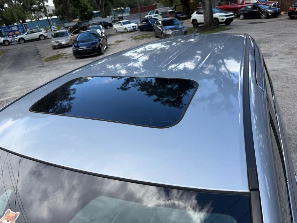 2018 Honda Odyssey - $15,900