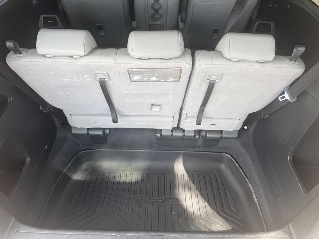 2018 Honda Odyssey - $15,900