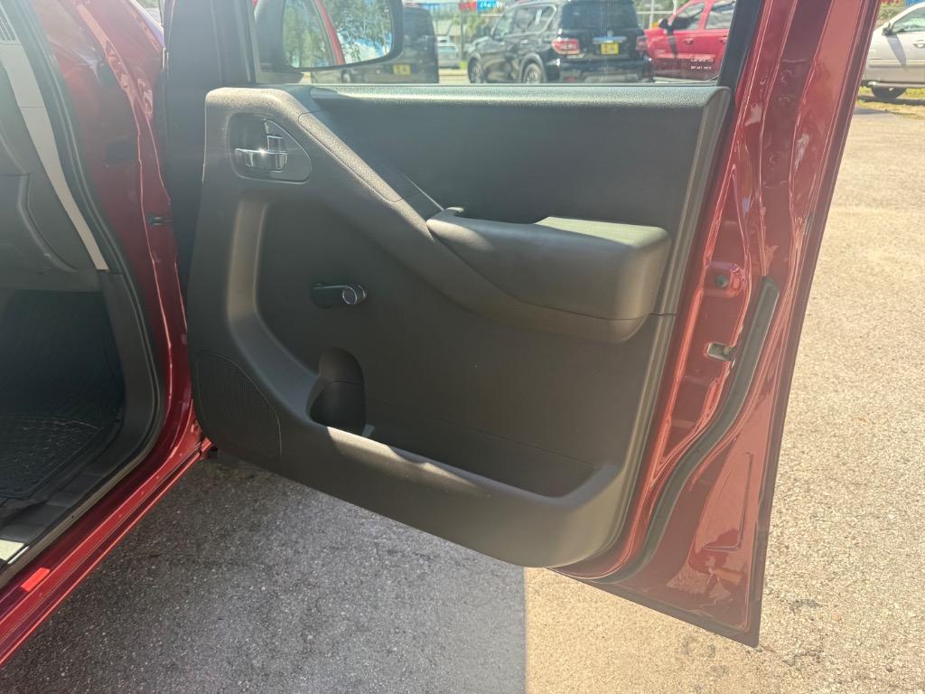 2013 Nissan Frontier - $9,900