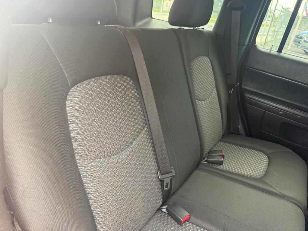 2011 Chevrolet HHR - $5,900