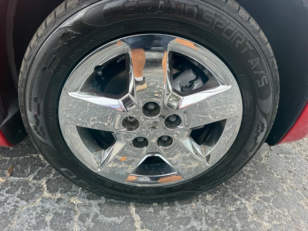 2011 Chevrolet HHR - $5,900