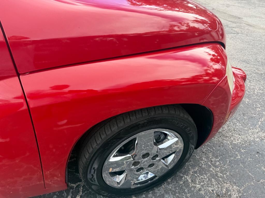 2011 Chevrolet HHR - $5,900