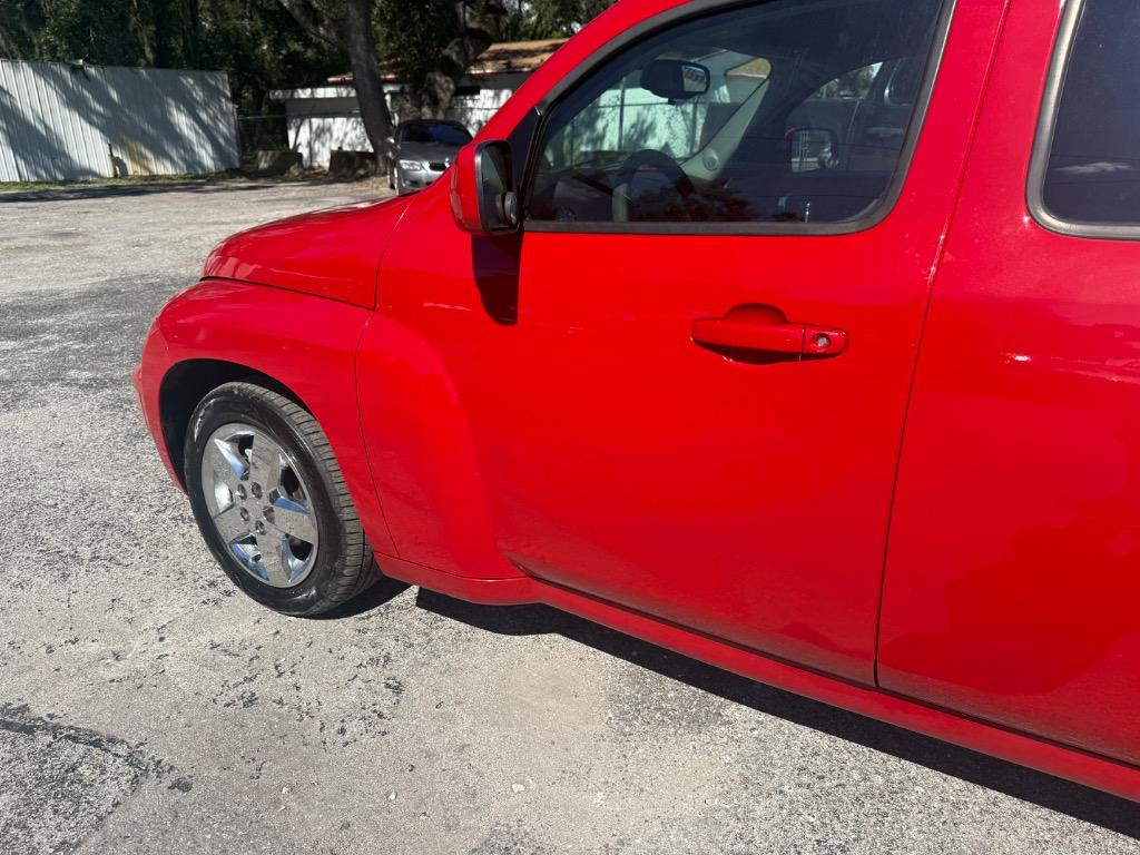 2011 Chevrolet HHR - $5,900