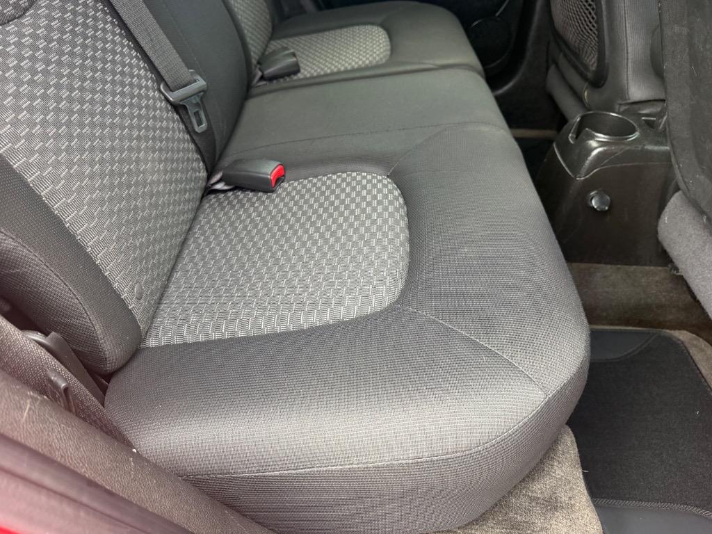 2011 Chevrolet HHR - $5,900