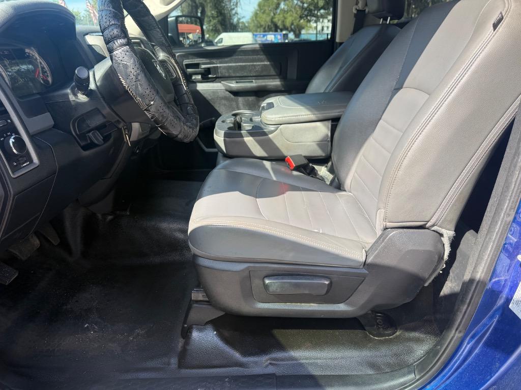 2017 Ram 1500 - $9,900