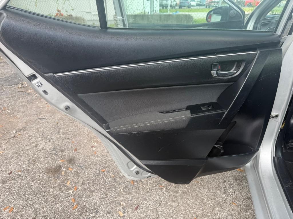 2017 Toyota Corolla - $7,900