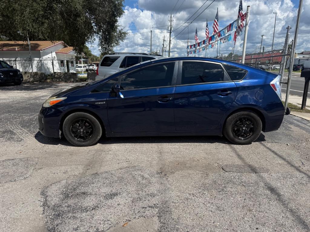 2015 Toyota Prius - $11,900