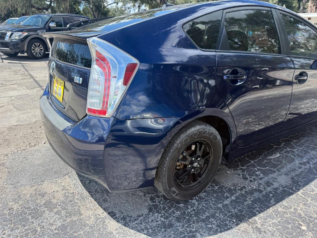 2015 Toyota Prius - $11,900