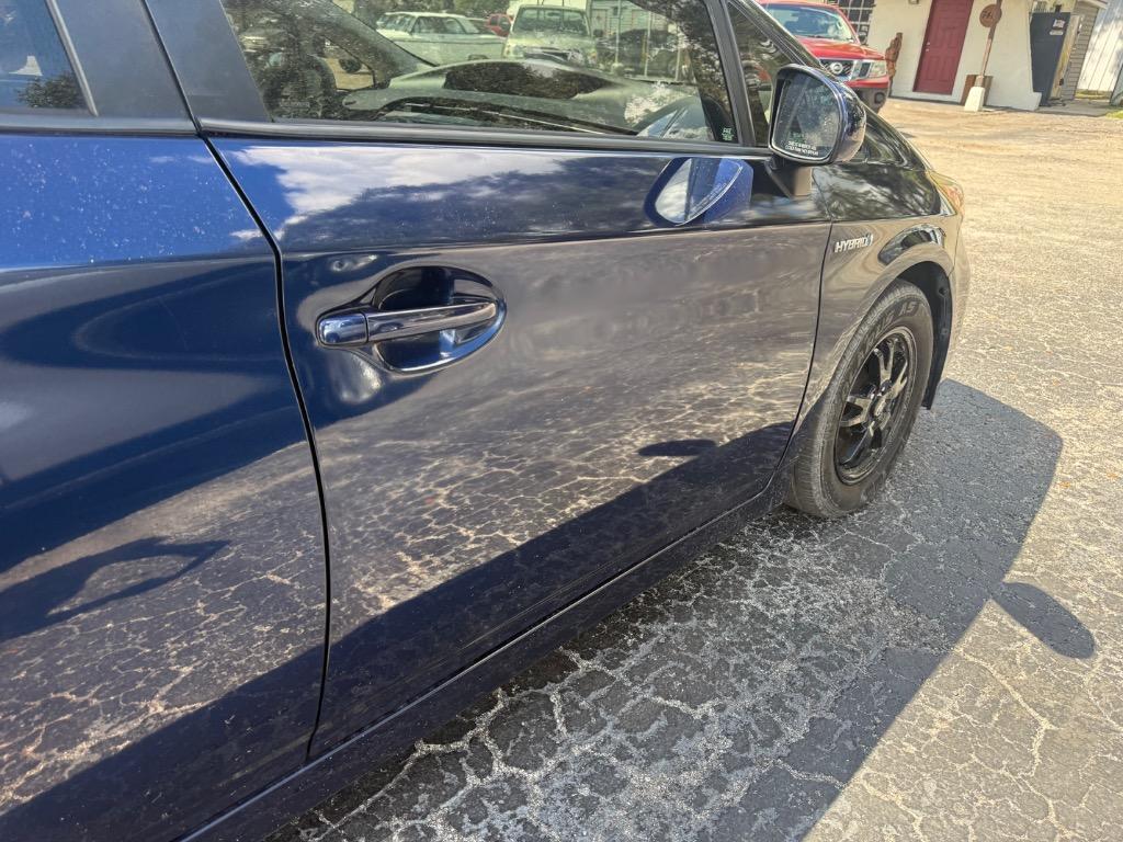 2015 Toyota Prius - $11,900