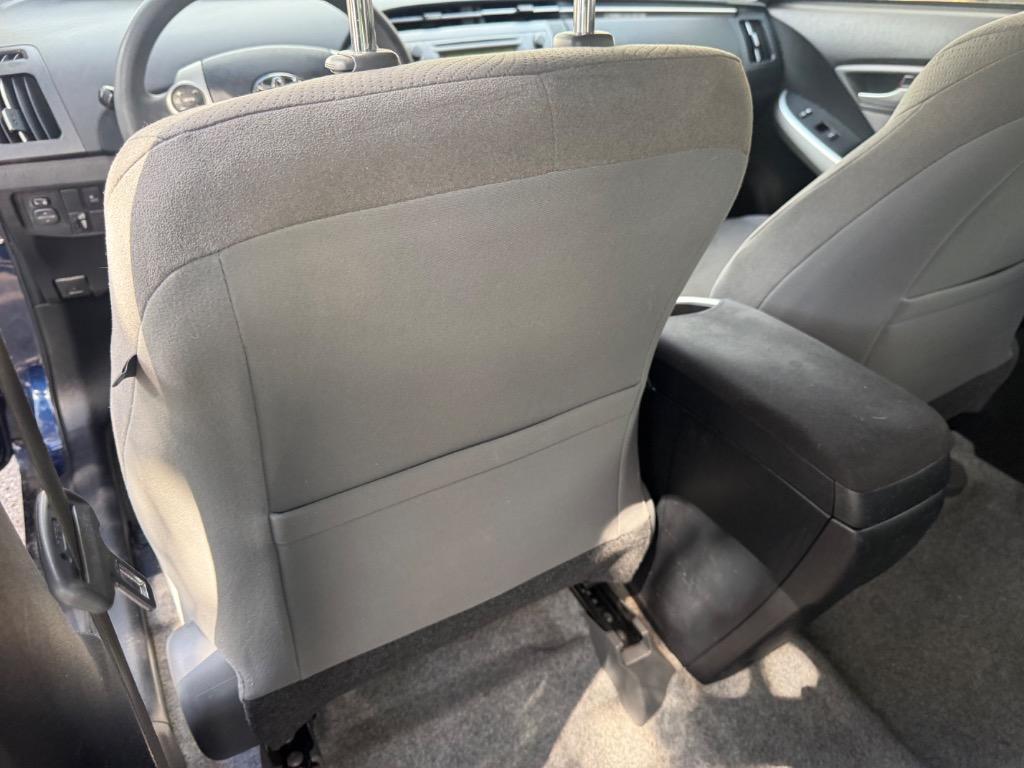 2015 Toyota Prius - $11,900