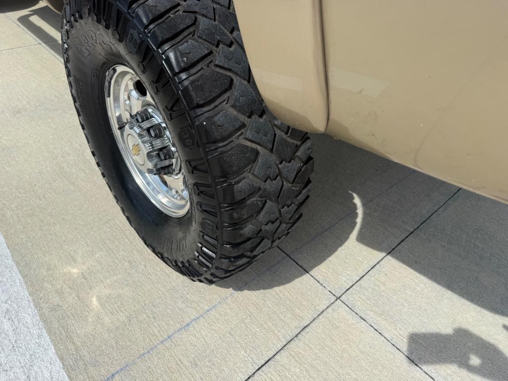 2004 Chevrolet Silverado - $17,900