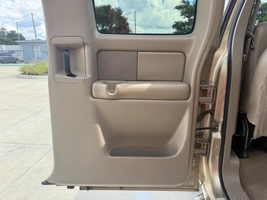 2004 Chevrolet Silverado - $17,900