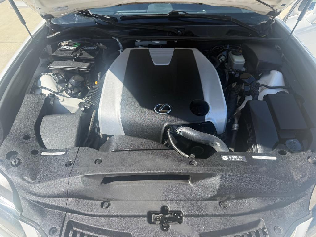 2013 Lexus GS - $13,900