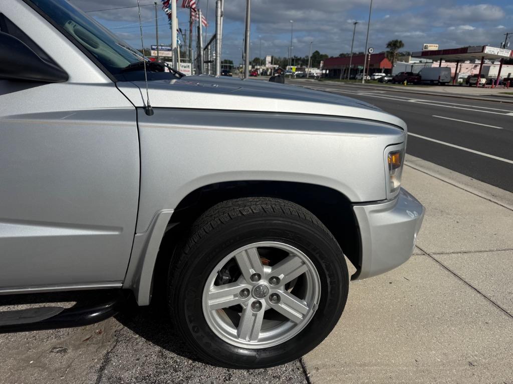 2011 Dodge Dakota - $11,900