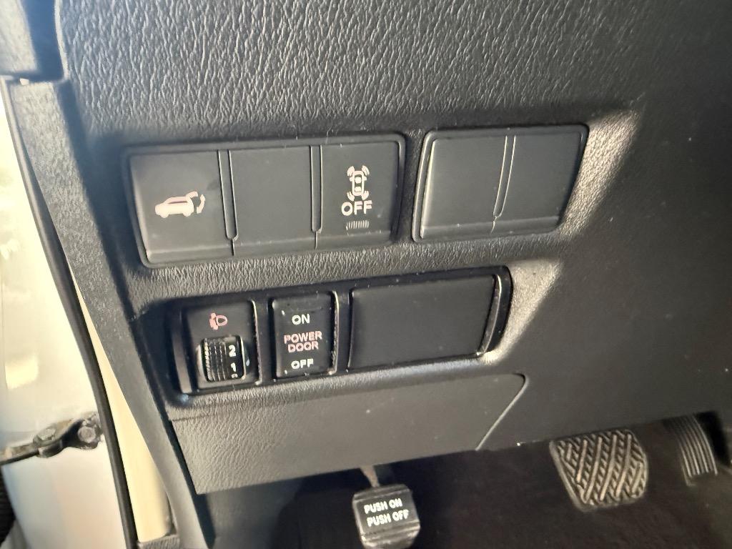 2017 Nissan Armada - $9,900