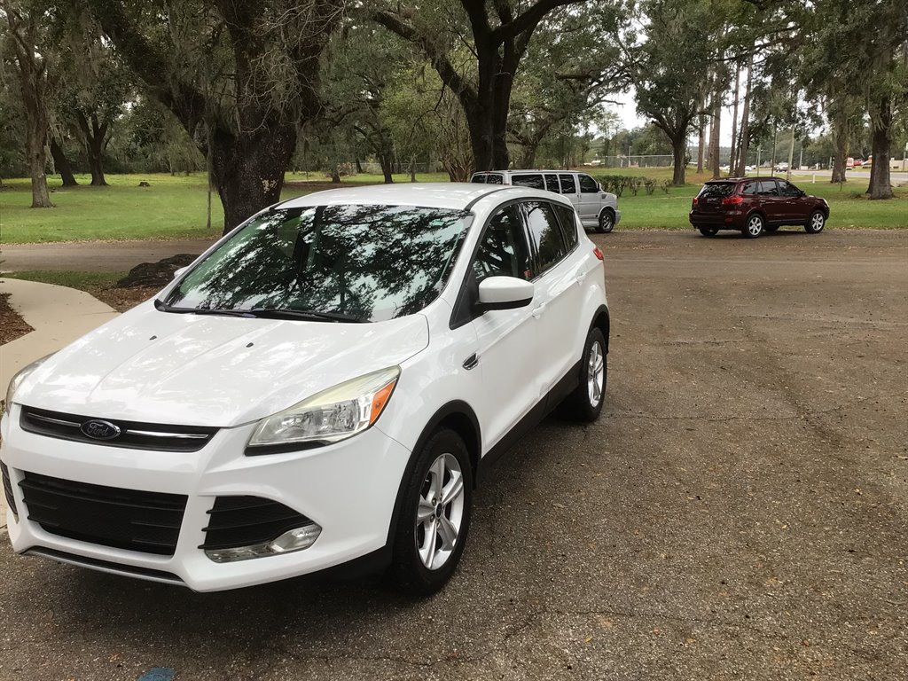 2015 Ford Escape SE photo
