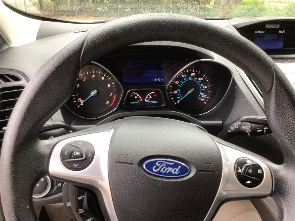 2015 Ford Escape SE photo
