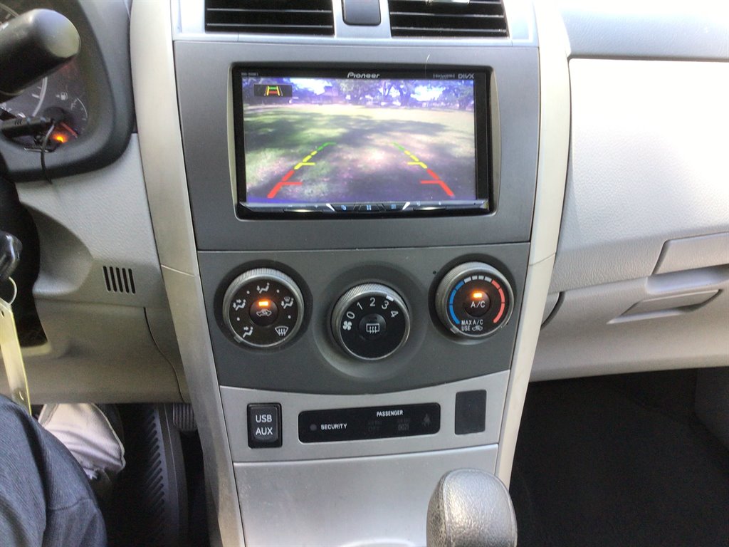 2013 Toyota Corolla L photo