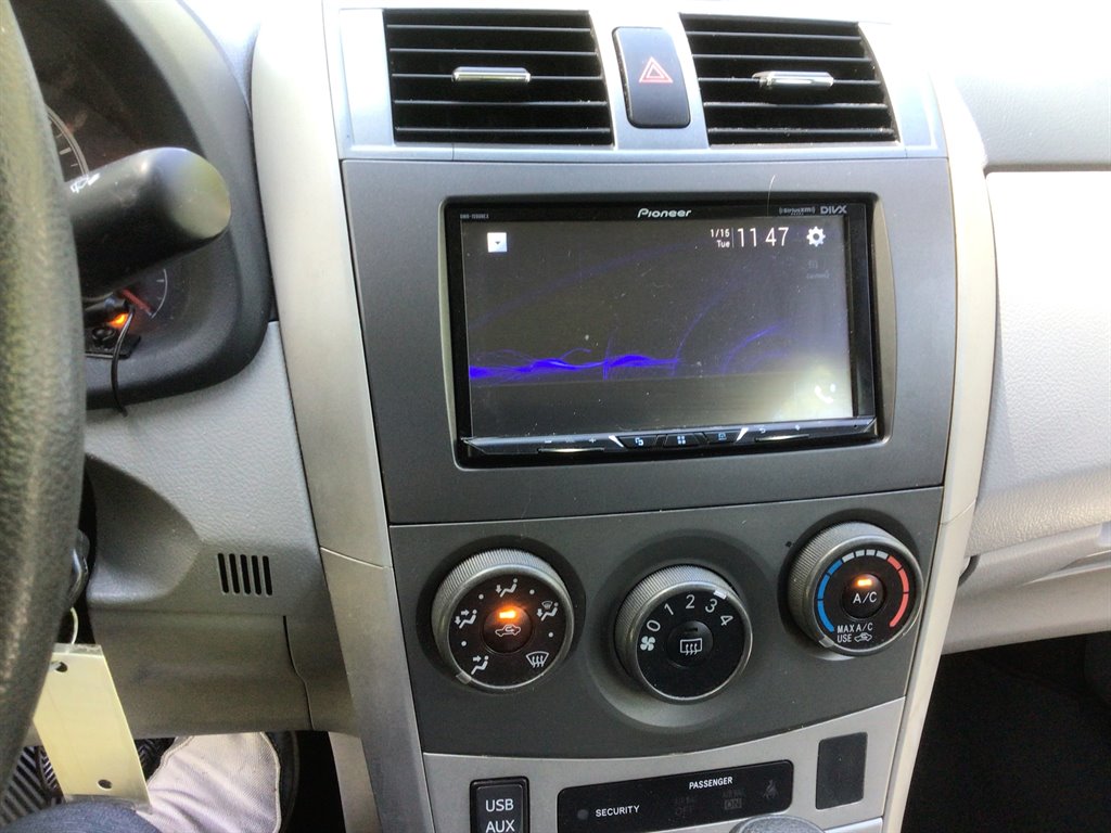 2013 Toyota Corolla L photo