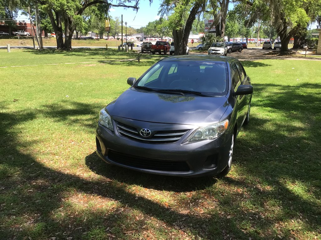 2013 Toyota Corolla L photo