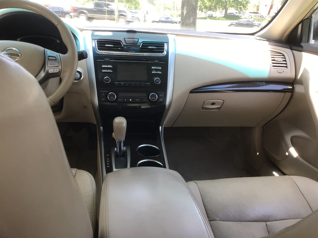 2013 Nissan Altima 2.5 photo