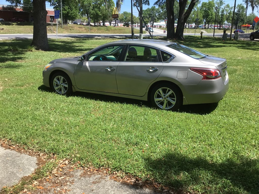 2013 Nissan Altima 2.5 photo