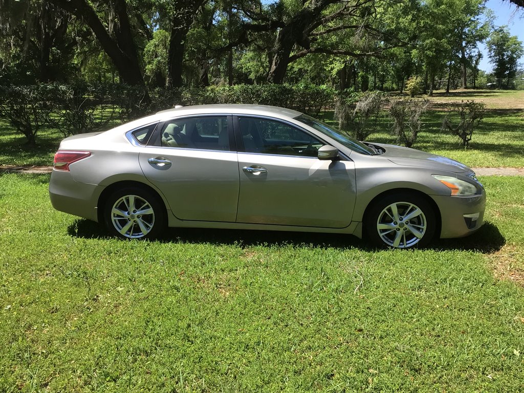 2013 Nissan Altima 2.5 photo