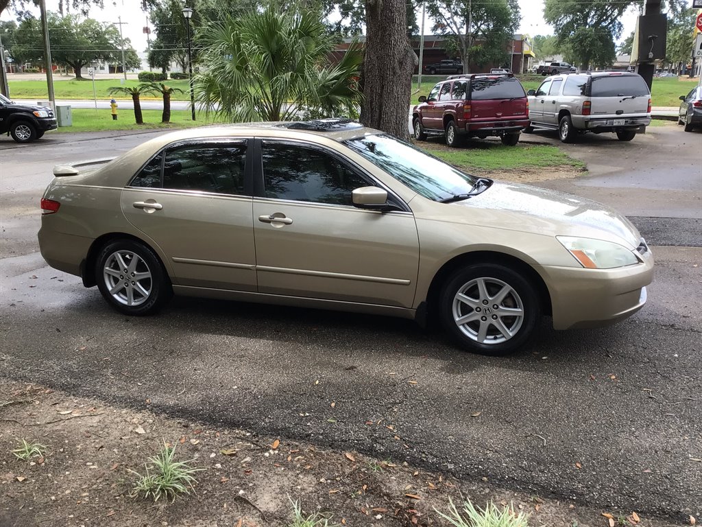 2003 Honda Accord - $6,995