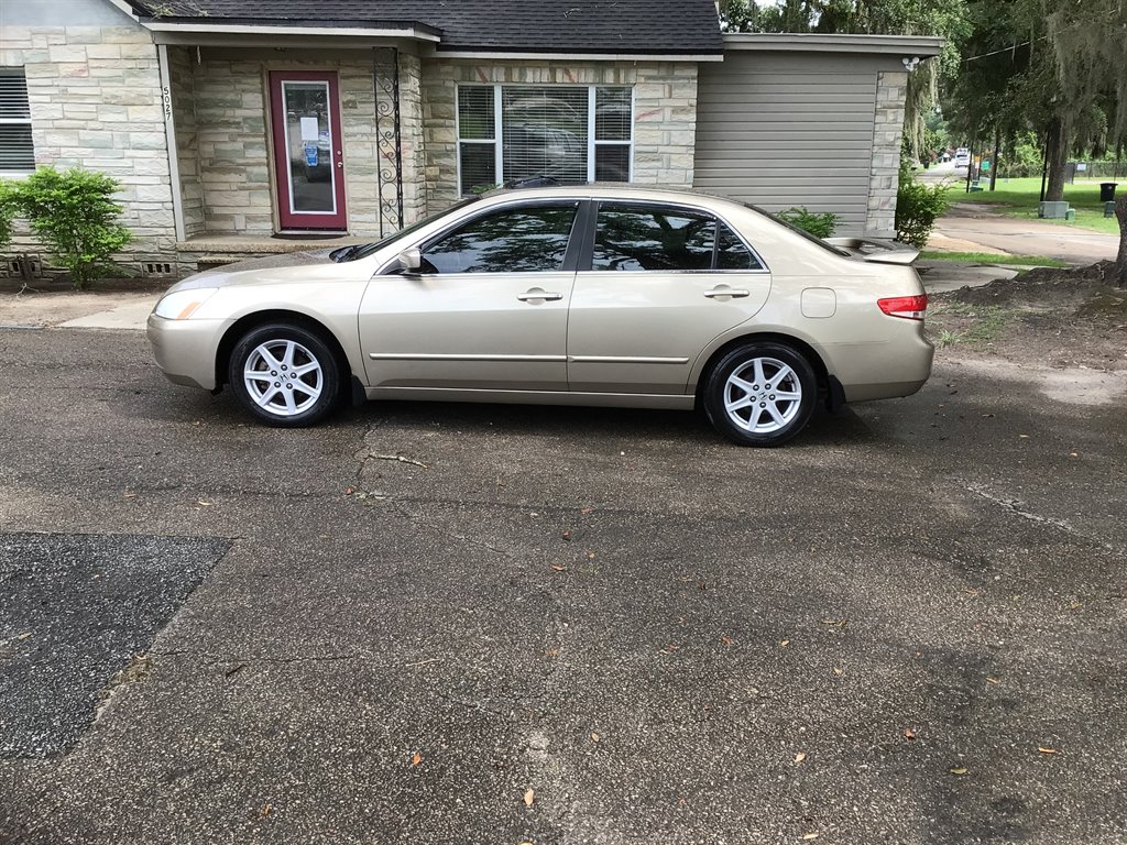 2003 Honda Accord - $6,995