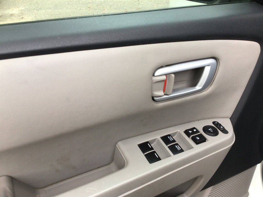 2013 Honda Pilot - $14,998