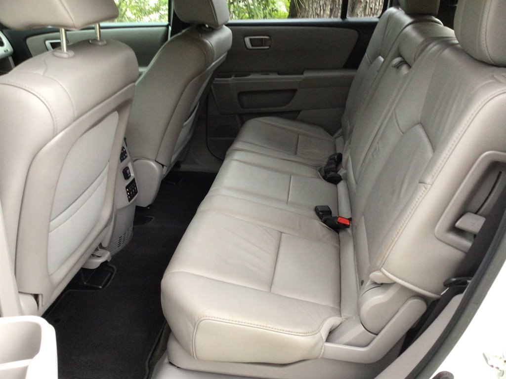 2013 Honda Pilot - $14,998