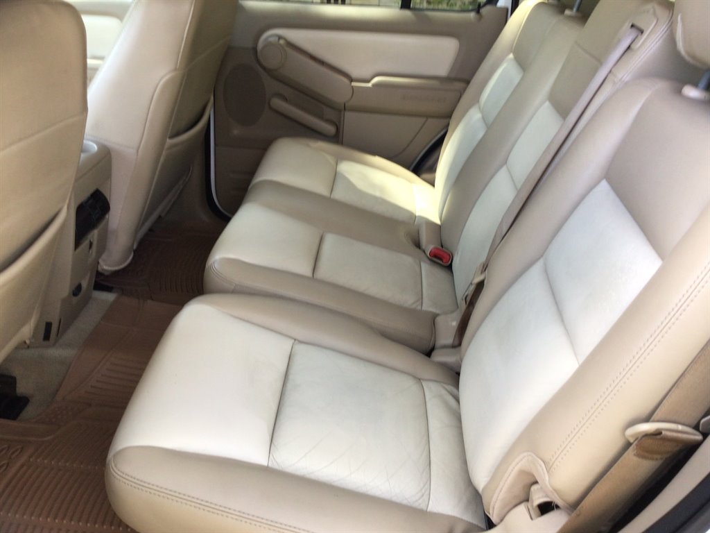 2007 Ford Explorer - $6,995