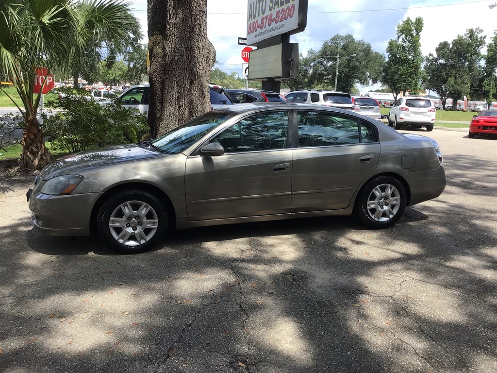 2005 Nissan Altima - $6,799