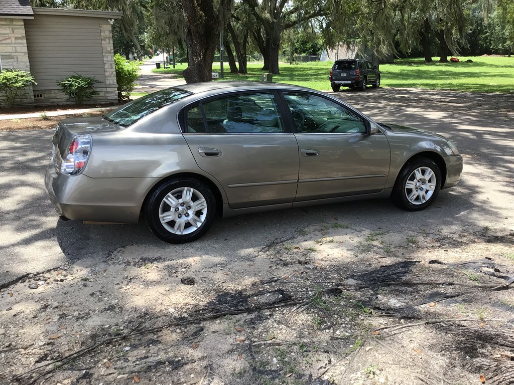 2005 Nissan Altima - $6,799