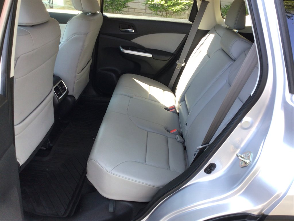 2016 Honda CR-V - $13,495