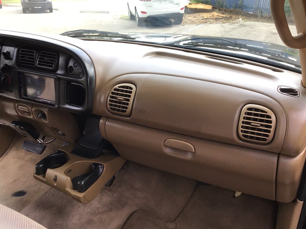 2001 Dodge Ram 2500 - $19,799