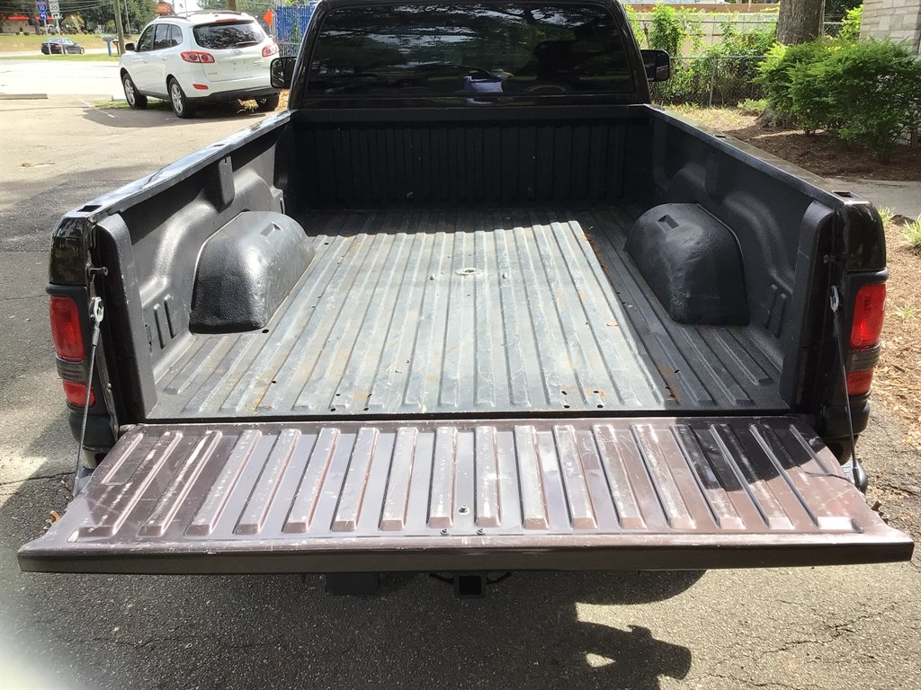 2001 Dodge Ram 2500 - $19,799