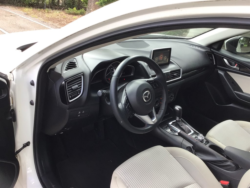2016 MAZDA MAZDA3 - $16,995
