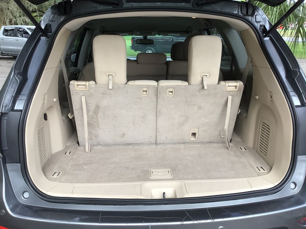2015 Nissan Pathfinder - $8,995