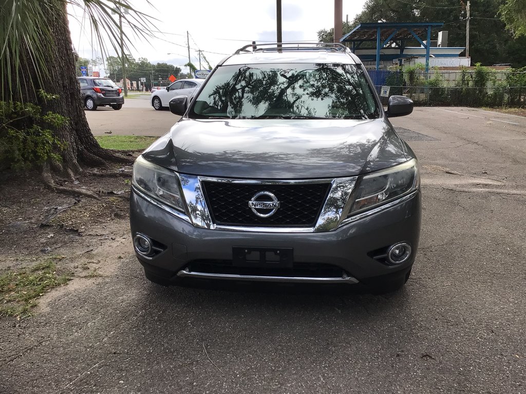 2015 Nissan Pathfinder - $8,995