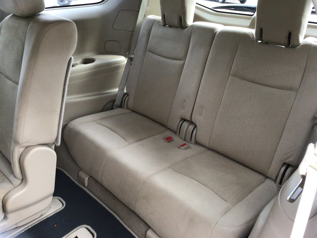 2015 Nissan Pathfinder - $8,995