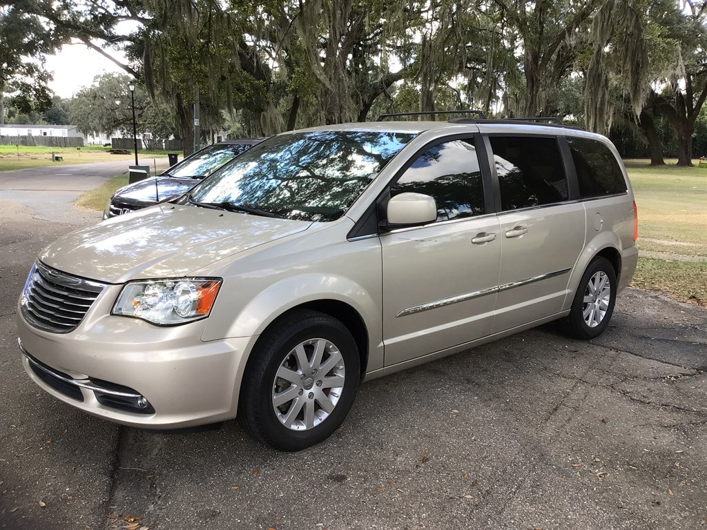2014 Chrysler Town And Country