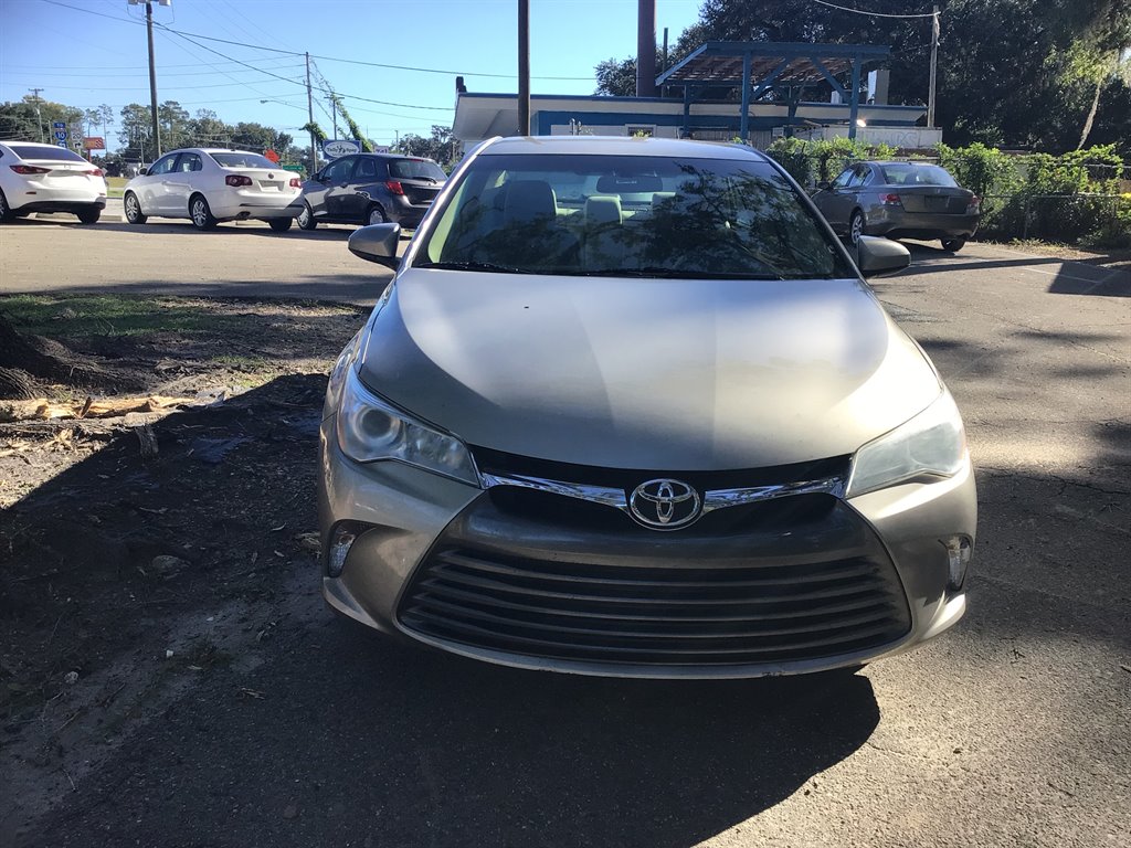 2016 Toyota Camry - $11,995