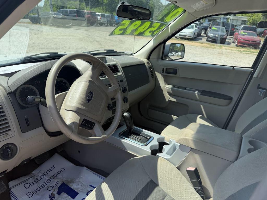 2008 Ford Escape - $5,495