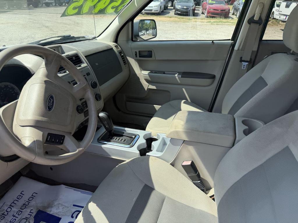 2008 Ford Escape - $5,495