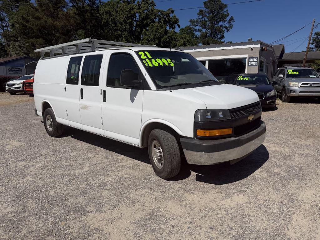 2021 Chevrolet Express - $16,995