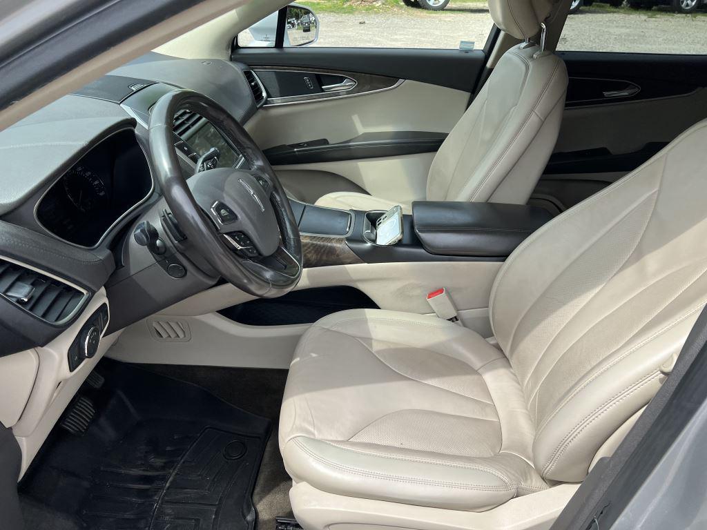 2017 Lincoln MKX - $8,995