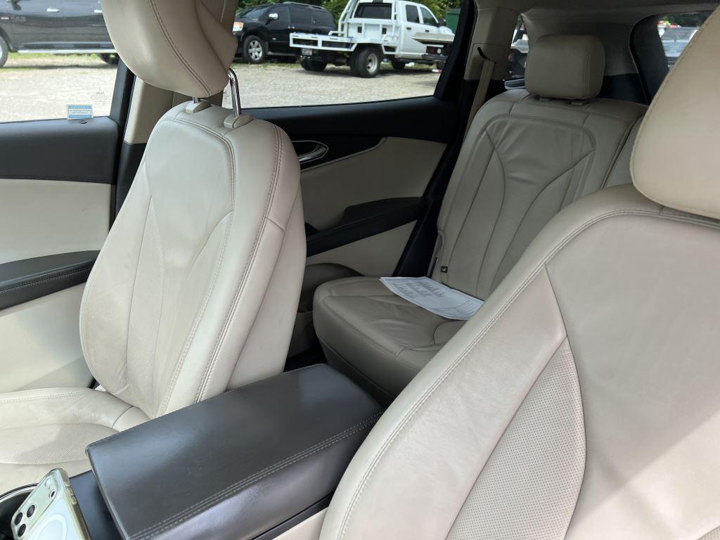 2017 Lincoln MKX - $8,995
