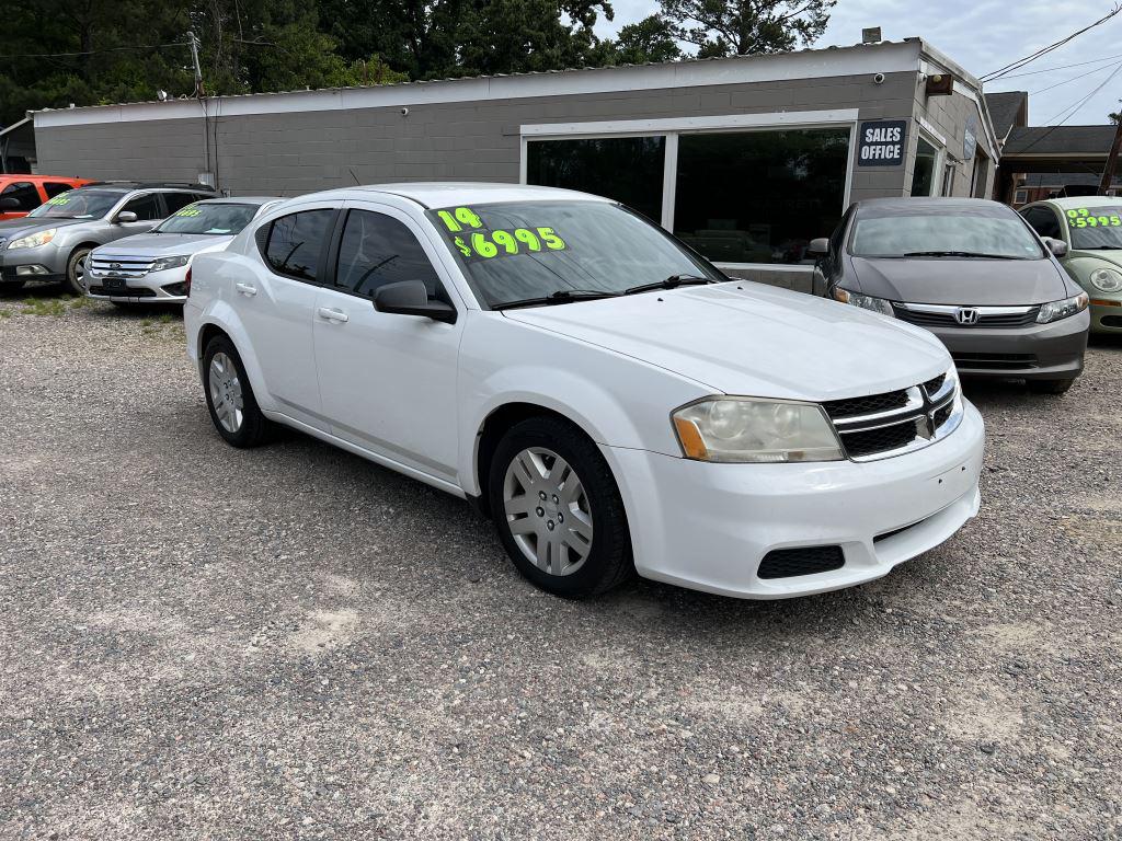 2014 Dodge Avenger - $6,995