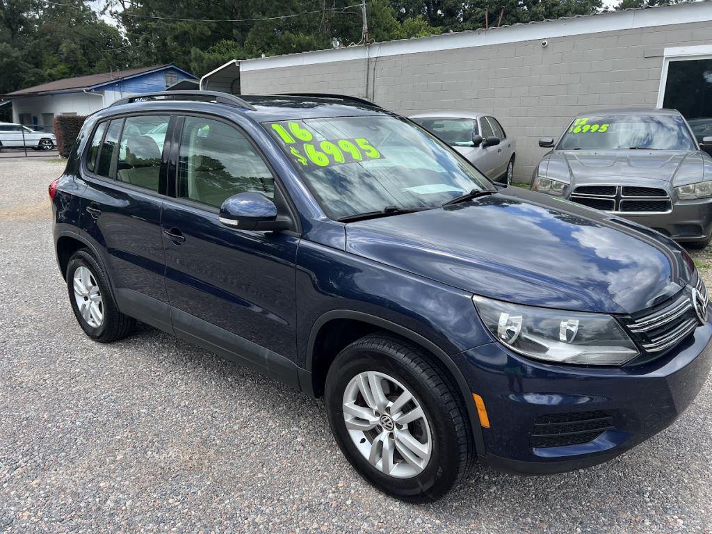 2016 Volkswagen Tiguan - $6,995